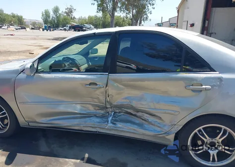 2003 Toyota Camry Xle V6 из США, поврежденный, VIN JTDBF32K830150952